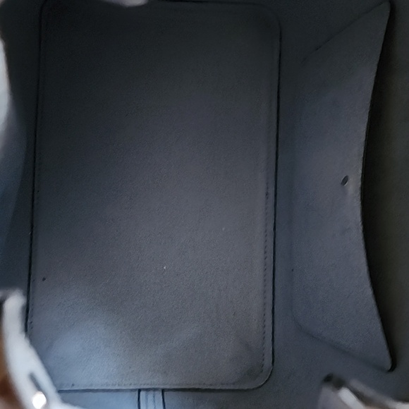 Kate Spade Navy Blue Bucket Bag/ Shoulder Strap/ Dust Bag Like New Approx12x10 - Picture 4 of 4